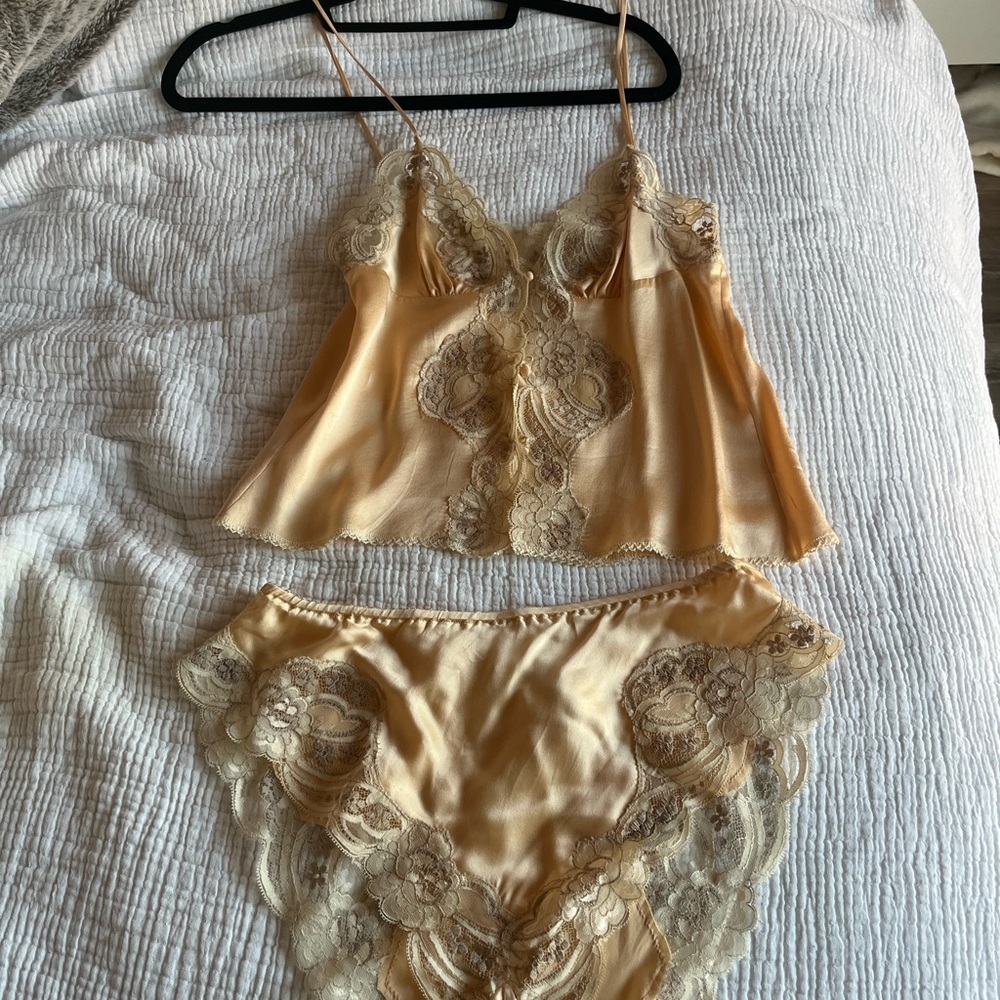 Vintage lingerie set